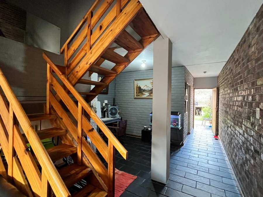 2 Bedroom Property for Sale in Pretorius Kloof Free State